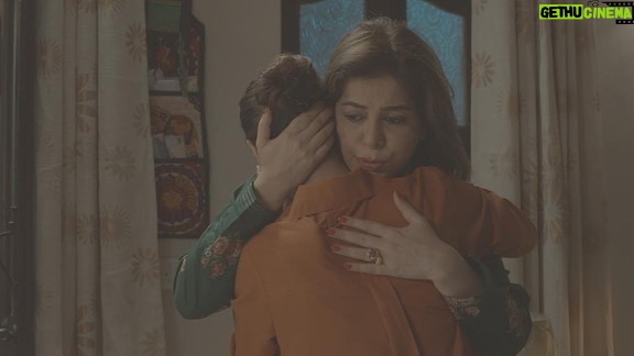 Uzma Hassan - 3.3K Likes - Sabiha to the rescue.. 🤓
#bts #mannatmurad
Also, for the people inquiring;
👗: @khaadi