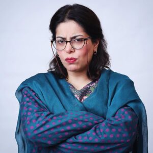 Uzma Hassan Instagram - Being Tamkinat.. 🦦🥪 🧐

#bts
#dilwaligalimein 
#mominaduraidproductions 
#humtvpakistanofficial
