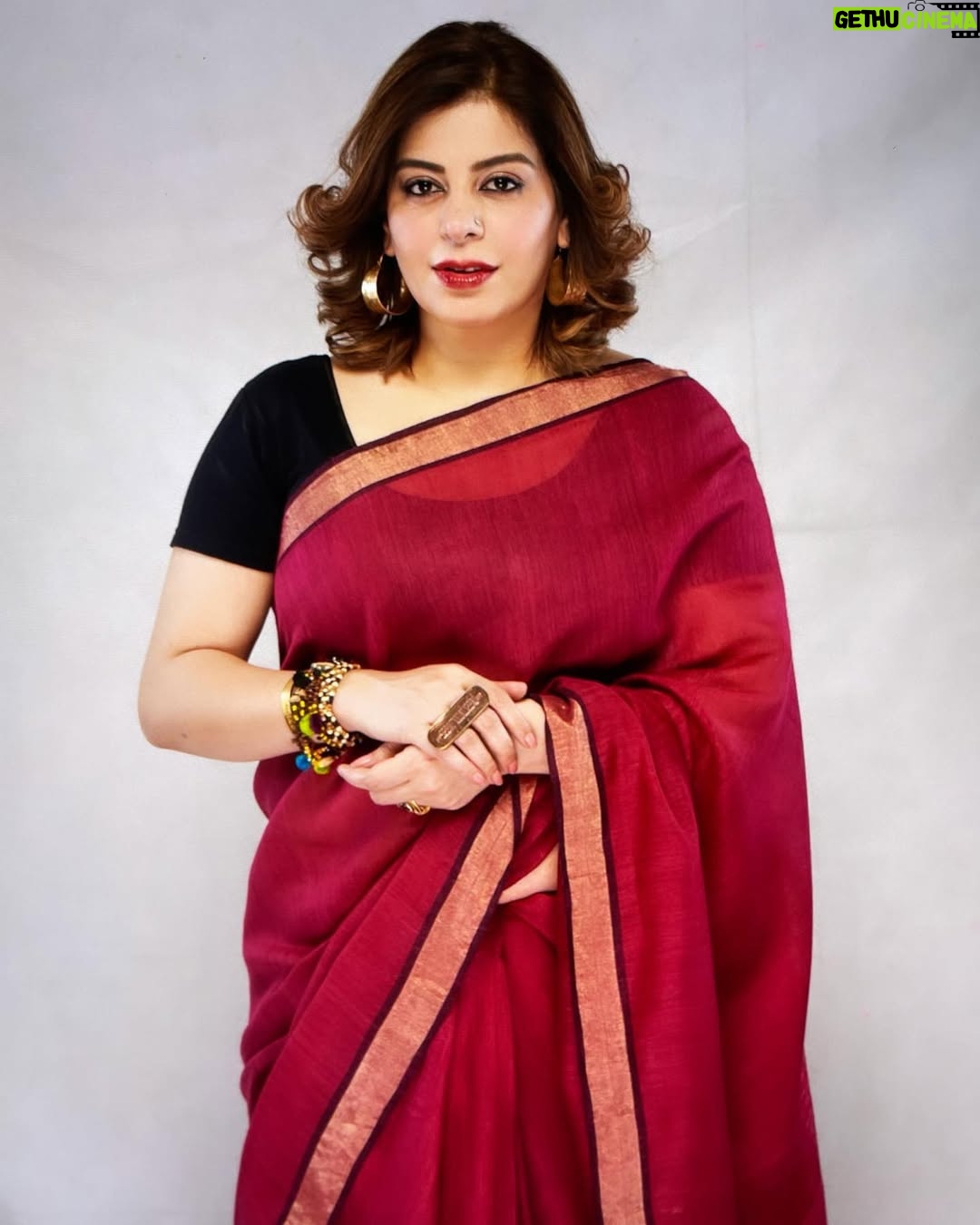 Uzma Hassan - 6.6K Likes - #sabiha
#mannatmuraad