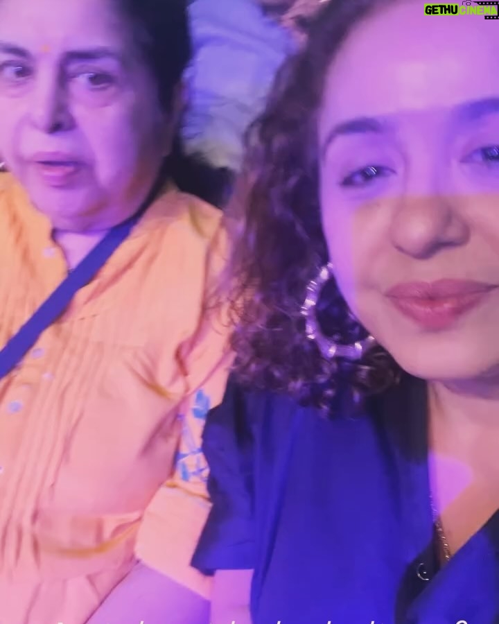 Vandana Sajnani - 3 Likes - Read caption below ..
So so glad to work with u @paponmusic and get started with you for shows ! What a fabulous singer / artist / human / entertainer as well as a neighbour are you ❤️❤️.
What a show ! At the legendary Shamumhanda hall in Mumbai over the weekend . #Fullhouse #Soldout !
I’m so happy my mom and my aunts all got to see his magic . And the sweetest gesture by him to come down and meet my aunts n hug my mom 🧿🙏.
The euphoria in the audience was next level. My first ever experience with him was when #Papon agreed to sing on my 50th birthday party and treat all my friends to his amazing voice and energy .
And then I got a chance to organise his this show in Mumbai.
And this is not the first. There are going to be many more for sure .
My husband @rajesh_khattar also had his first experience in his show and we are totally bowled by his talent and versatility. Love you papon ! . My aunt @monabhambhani was visiting from America and she is now a fan for life !
It was such a joy to see my company logo #Mokshcreations on the screen .
The ghazals he sings deserves a special mention. WOW papon .
Your fan following is another level . Each one sings along with you . That was the most beautiful part of the evening , along with you singing some Assamese songs and everyone dancing along !
If you haven’t seen him perform , you are surely missing something amazing !!! .
.
. #Highenergy #Concert #Singer #Musicalevening #Bollywood