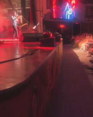 Vandana Sajnani Instagram - Read caption below .. 
So so glad to work with u @paponmusic and get started with you for shows ! What a fabulous singer / artist / human / entertainer as well as a neighbour are you ❤️❤️.
What a show ! At the legendary Shamumhanda hall in Mumbai over the weekend . #Fullhouse #Soldout ! 
I’m so happy my mom and my aunts all got to see his magic . And the sweetest gesture by him to come down and meet my aunts n hug my mom 🧿🙏.
The euphoria in the audience was next level. My first ever experience with him  was when #Papon agreed to sing on my 50th birthday party and treat all my friends to his amazing voice and energy . 
And then I got a chance to organise his this show in Mumbai. 
And this is not the first. There are going to be many more for sure . 
My husband @rajesh_khattar also had his first experience in his show and we are totally bowled by his talent and versatility.  Love you papon ! . My aunt @monabhambhani was visiting from America and she is now a fan for life ! 
It was such a joy to see my company logo #Mokshcreations on the screen . 
The ghazals he sings deserves a special mention. WOW papon . 
Your fan following is another level . Each one sings along with you . That was the most beautiful part of the evening , along with you singing some Assamese songs and everyone dancing along ! 
If you haven’t seen him perform , you are surely missing something amazing !!! .
.
 . #Highenergy #Concert #Singer #Musicalevening #Bollywood