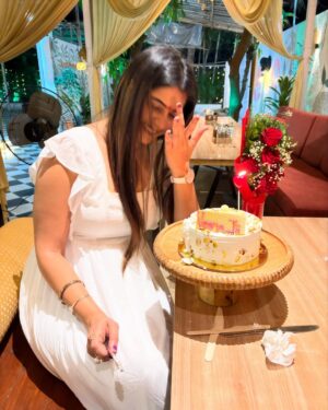 Veena Jagtap Instagram - Celebrating Life❤️❤️