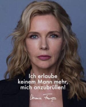 Veronica Ferres Instagram - Früher war Machtmissbrauch in Film & Fernsehen an der Tagesordnung. Frauen meiner Generation wurde nicht zugehört – wenn wir Missbrauch ansprachen, waren wir „nervig“. Geschwiegen wurde über alles.

Heute schweigen wir nicht mehr, weder vor noch hinter der Kamera. Frauen sollen sich nichts mehr gefallen lassen, für sich einstehen und endlich gleichberechtigt behandelt werden.

Es darf keinen Unterschied im respektvollen Umgang zwischen Mann und Frau geben‼️ 

📸 @manfredbaumann 

#Weltfrauentag