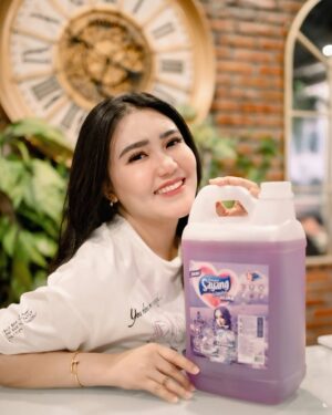 Via Vallen Instagram - Mulai HARI INI! 🤩
Ada special bundling paket Sayang Hijab berhadiah Hijab Exclusive lho, Buibu! 🥰
Hanya dengan pembelian paket Deterjen Sayang Hijab Rp.50.000 ajaaaaa

Buruan diborong & jangan sampai kehabisan! Persediaan terbatas nihhhh!
Karena Ibu perlu dikasih Sayang & dengan Sayang Dirimu, Sayang Indonesia💕

#SayangDirimuSayangIndonesia #JadiAdem #SayangHijabAmandiKulit #SayangTanpaParabenSLS