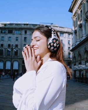Wamiqa Gabbi Instagram - Your Premiqa just tuned into Love Unmuted with the exclusive Nirvana x Dhruv Kapoor limited edition!
#NirvanaXDhruvKapoor @dhruvkapoor