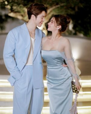 Wannarot Sonthichai Instagram - 𝑷𝒂𝒔𝒕𝒆𝒍 𝒎𝒐𝒎𝒆𝒏𝒕🩵💛💜
#marriedtomicknutch 
.
.
👗: @threep.co 
👡: @chomsoftshoes 
👛: @proshoes_official
