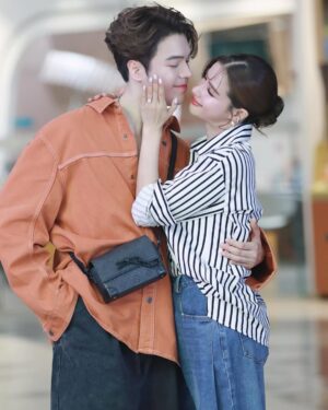 Wannarot Sonthichai Instagram - เกือบดีแล้ว แต่ติดเล่นไปหน่อย🤪❤️
@mac_waang 
#wwcouple
ขอบคุณแฟนคลับที่อดทนพวกเราได้นะคะ รัก~ 🫶🏻
@villwannarot__official @teampmac