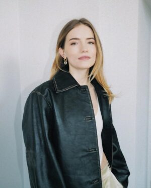 Willa Fitzgerald Instagram - Swipe for the ladies of PULSE and portraits by Colin™️