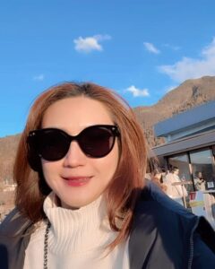 Actress Wiwid Gunawan HD Photos and Wallpapers March 2025