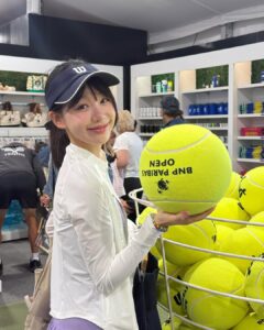 Actress Xu Mengjie HD Photos and Wallpapers March 2025