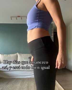 Yamila Reyna Instagram - Lo prometido es deuda:
Para bajar mi barriga:
- primero q todo, paciencia! Yo tampoco soy miss fitness pero esto q les comparto me ayuda montón. 
Y también elegir quererse, aunque suene cliché es algo esencial para provocar un cambio.
- No aceptes tus excusas!!! Porque son solo eso, excusas.
- Saber que no todo es como se muestra a veces, porq hay días que también estás hinchada y está bien!!!
Ahora en la práctica estos elementos me funcionaron a mi:
-comer proteína ya que después de los 40 perdemos mucha masa muscular y si no te alimentas bien, se te suelta todo!
- Deporte, sí, yo tb era anti deporte, pero cambie el chip, cuando elegi tener una mejor calidad de vida. Y ojalá sea un lugar donde puedas ir con amigas o con tu compañero o sea más divertido! 
- El agua, va pegada a mi todo el día.
- Faja para entrenar o andar en el día, está en particular, porque viene con un gel que genera calor en el abdomen.
- Creatina, la descubrí hace poco porq tengo muchos problemas en mi espalda y me ayuda no solo con los huesos, si no tb con la energía y a formar mejor musculatura. 
- Y muy importante, darme permisos 1 vez a la semana en comer o tomarme algo rico.

Datos:
Gym: @_box_fit 
Faja: @jocii_fajas 
Creatina: @farmanativa.cl 
El modelo: @elchangoernes
