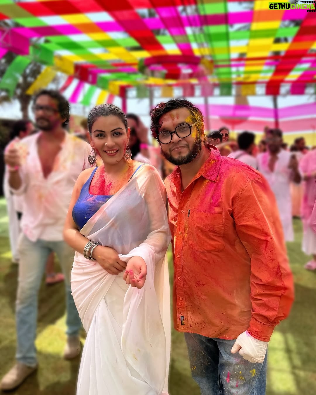 Yamini Malhotra - 64.6K Likes - Holi masti
Pics clicked by @sumitsethicine