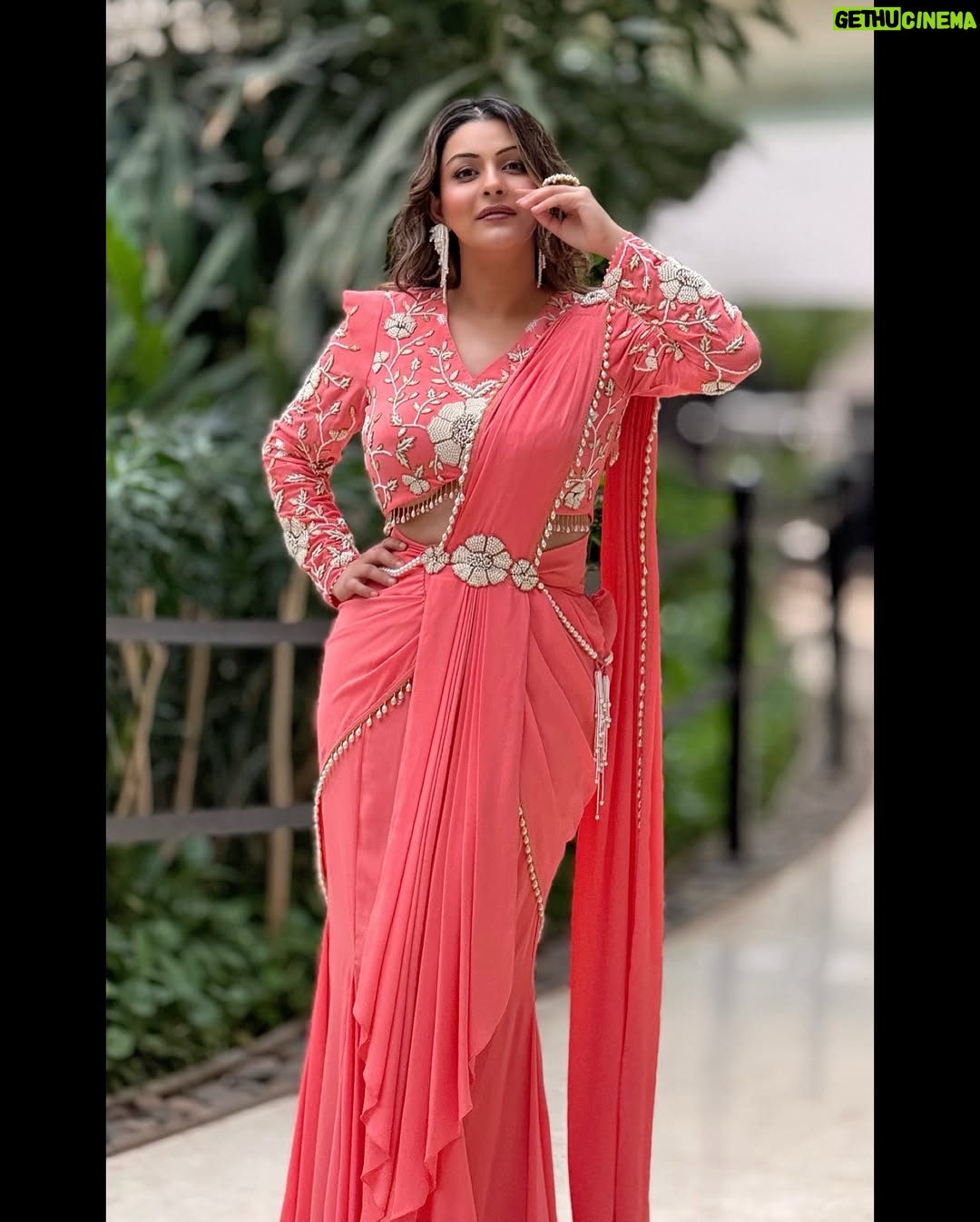 Yamini Malhotra - 11.7K Likes - Sweet Feelings 😍
Saree from @silai_bhartimittal
.
#pinksaree #peachsaree #saree #sarees #sareelook #sareelove #sareelovers #designersareemumbai #designerssaree