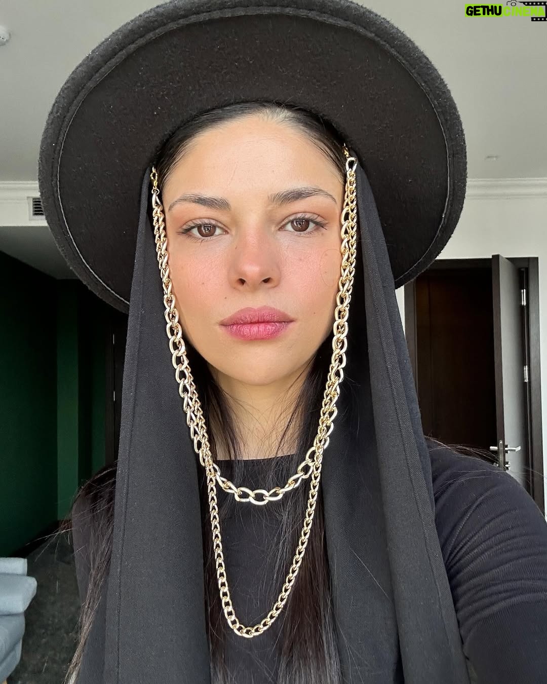 Yaprak Durmaz - 3.6K Likes - 🍃