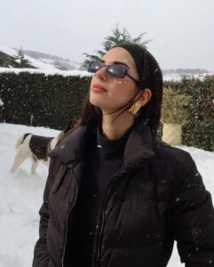Actress Yasemin Yaz?c? HD Photos and Wallpapers November 2025