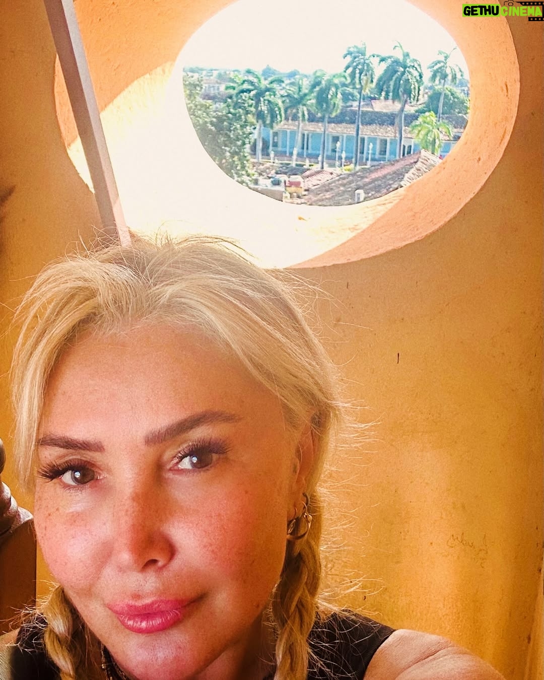 Yonca Evcimik - 2.8K Likes - Küba gezisinden kalanlar 🍀 2. Bölüm #cuba #küba