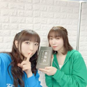 Yui Horie Instagram - .
今日はHappy Birthday わたしたちの初めてのイベントでした♪
遊びに来て下さったみな様、応援して下さったみな様、本当にありがとうございます！

写真は浅野さんと私といちご🍓

浅野さんと私とカツサンド（笑）

楽しかったです！