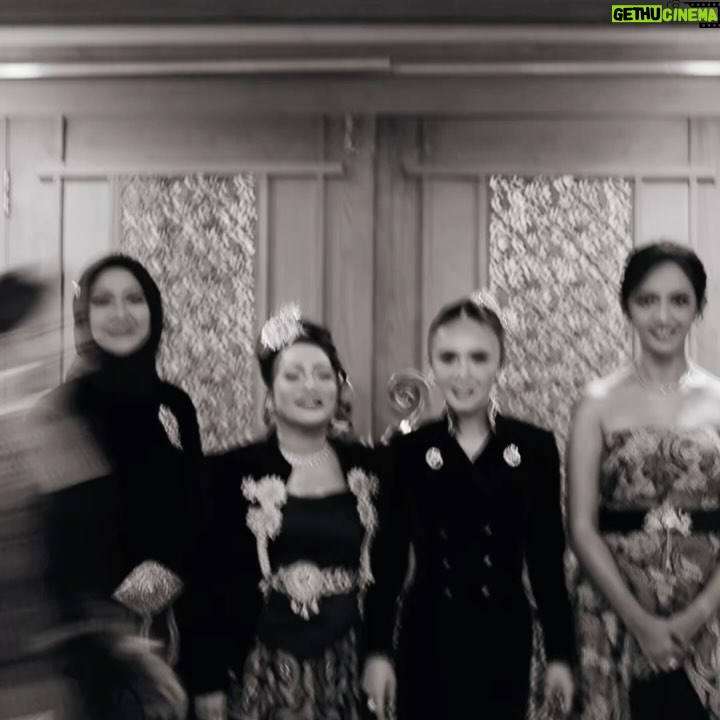 Yuni Shara - 3 Likes - .
5Wanita @5wanitaofficial & @nadadaramusic 🤎✨💫
#yunishara #riekaroslan #igamawarni #ninatamam #5wanita #040225
