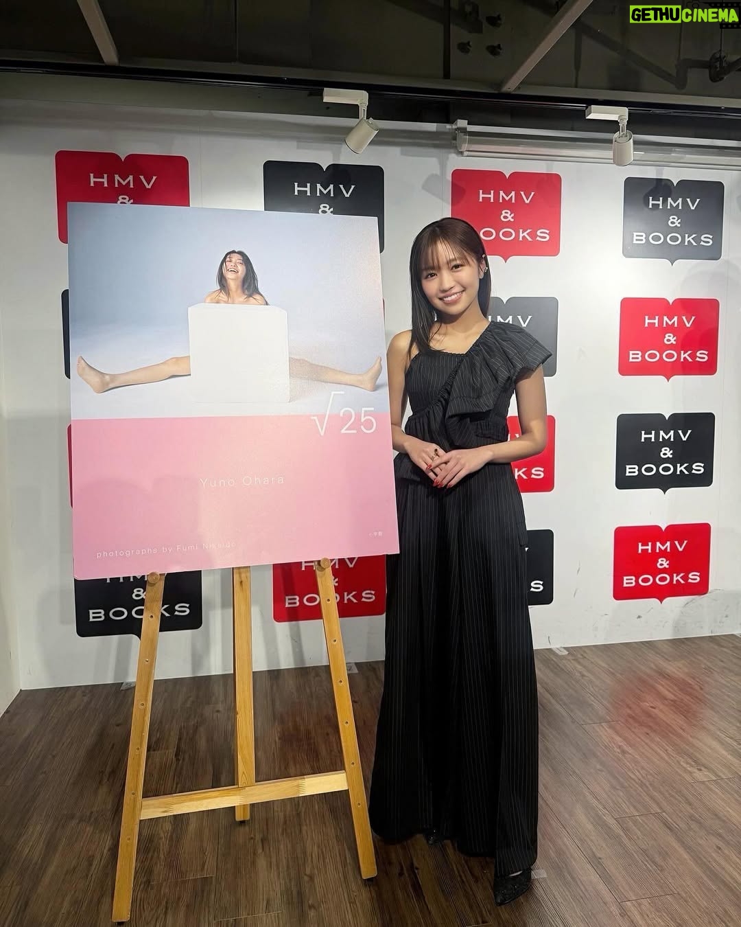 Yuno Ohara - 26.9K Likes - ㅤㅤㅤㅤㅤㅤㅤㅤㅤㅤㅤㅤㅤ
4th写真集『√25』
本日発売となりました☺︎
自分の限界に挑んだ
思い入れの強い、大事な1冊です。
これまでのルート、
そしてこれからを感じていただける
写真集になっていると思います。
そして、発売イベントにお越しくださった皆さま
ありがとうございました📘🩵
頂いたお言葉や笑顔が、励みになります。
残すは、大阪、名古屋、福岡、オンライン❕
まだまだ楽しみが続くよ〜〜🫶🏻
皆さまからどんな感想をいただけるか…
ドキドキです…ぜひ、お待ちしております…!
