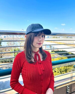 Yuuri Ota Instagram - 🚘👠🧣🦀🌹🩸