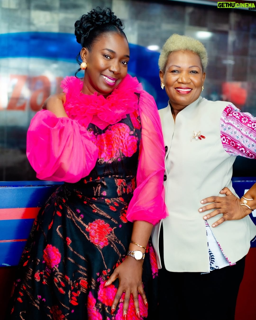 Yvonne Cherrie - 7.7K Likes - Happy birthday mamaangu, nakupenda hadi nakupenda tena.
@natashamamvi