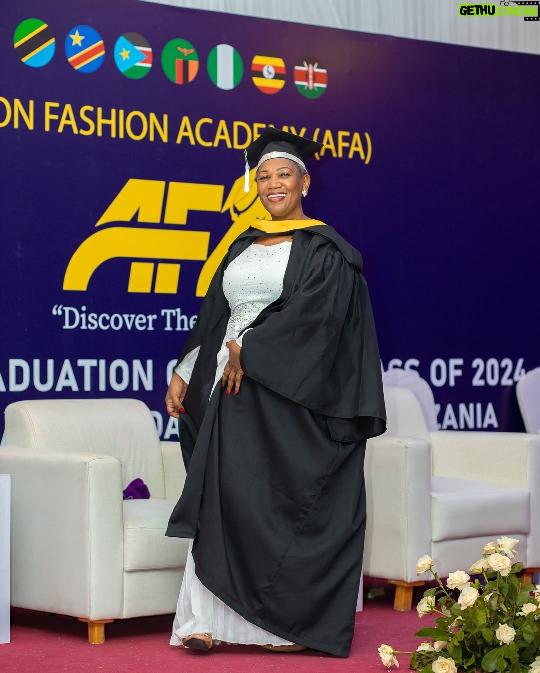 Yvonne Cherrie - 18.1K Likes - Today I want to celebrate the amazing women in my life.
Earlier this week, my grandmother graduated from a fashion academy at 57 years old.
Yesterday, my mom broke Tanzanian Tv history by being the first person/woman to host a virtual award show. @mwafrikaasilia
And today, my great grandmother turns 90 years old!
I am very honoured to have such amazing women in my life! I am very blessed and proud! They give me the hope, motivation, and inspiration to become better!
Dear mom @monalisatz , grandmother @natashamamvi , and bibi, I love you all so much, and thank you for empowering a lot of young girls including myself❤️
~Sonia❤️