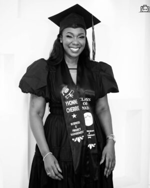 Yvonne Cherrie Instagram - Nelson Mandela once said, “Education is the most powerful weapon you can use to change the world”. 🎓🤍

Even in the bible Proverbs 4:13, it is written, “Mkamate sana elimu, usimwache aende zake; Mshike, maana yeye ni uzima wako.” 

Hongera mama kenzo, Umeweza! 🤍🎓 @monalisatz