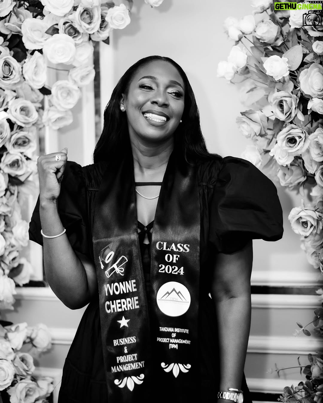 Yvonne Cherrie - 27.3K Likes - Nelson Mandela once said, “Education is the most powerful weapon you can use to change the world”. 🎓🤍
Even in the bible Proverbs 4:13, it is written, “Mkamate sana elimu, usimwache aende zake; Mshike, maana yeye ni uzima wako.”
Hongera mama kenzo, Umeweza! 🤍🎓 @monalisatz