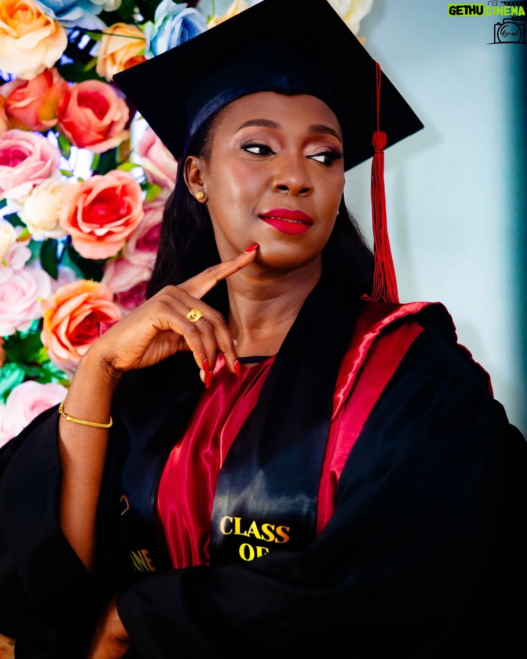Yvonne Cherrie - 56.8K Likes - Walisema nimeshazeeka kwanini nirudi shule? Kufanya nini? Na wengine walinicheka sana kuniona naingia darasani na hawakuamini kwenye dhana ya kuanza upya. But today, I proudly graduate in Business and Project Management as the eldest in my class na NIMEBUTUA hasa ( BEST PERFORMING GRADUANT). Huu ni ushuhuda wa uvumillivu, ujasiri na uthubutu. This MILESTONE proves it’s never too late to achieve your dreams, na unajua nini? This is only the beginning. Tunaendelea hakuna kurudi nyuma. Stay tuned, greater things are on the way!
#bikizeekarudishule
#GraduationDay #BusinessAndProjectManagement #FirstClassGPA #NeverTooLate #BreakingBarriers #NewBeginnings”