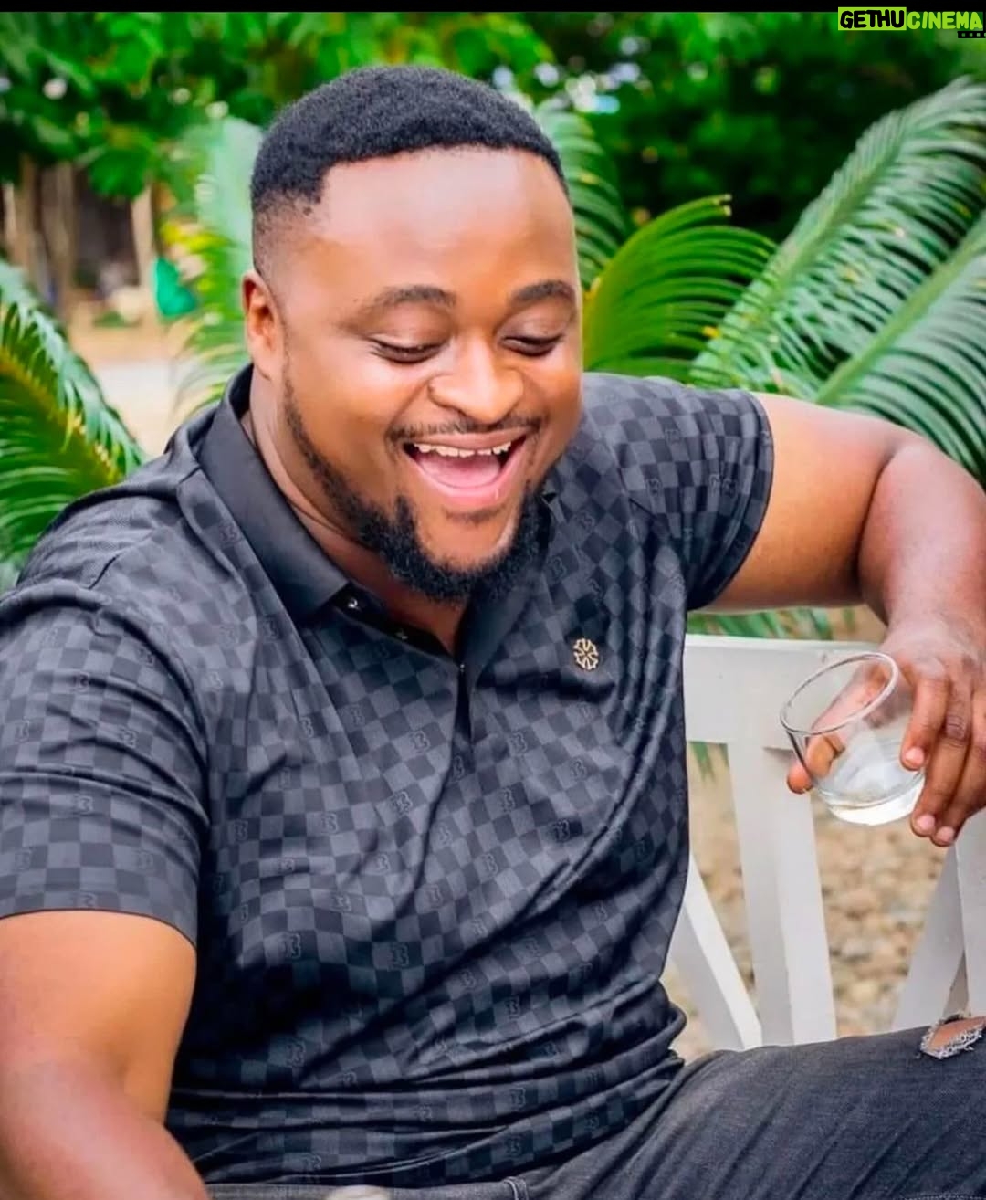 Yvonne Cherrie - 13.4K Likes - Dah! Fred, lala salama.
Dah! Nimeishiwa maneno.
Bwana alitoa, na Bwana alitwaa, jina lake lihimidiwe.