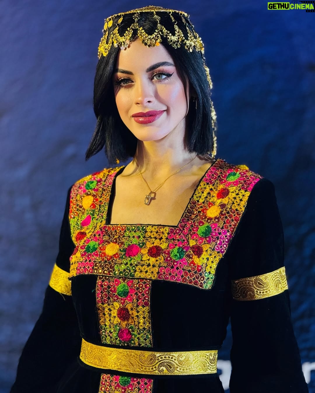 Zahra Habib - 204.1K Likes - الگرگيعان هاي السنة غير شكل
اهل البصرة الله لا يحرمني منكم
ويديم عليكم الأفراح وراحة البال
شكرا زياد الراقي على هذا اللوك اللي كلش حبيته وحبينه نسوي شي بصراوووي
@zeadalathary