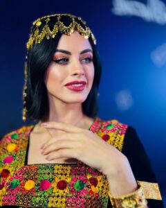 Actress Zahra Habib HD Photos and Wallpapers September 2025