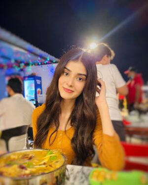 Zainab Shabbir Instagram - There is no sincerer love than the love of food 🙃🥘
