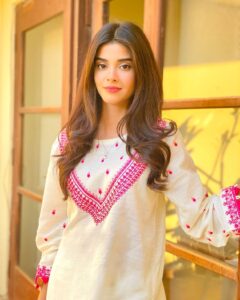 Actress Zainab Shabbir HD Photos and Wallpapers May 2023