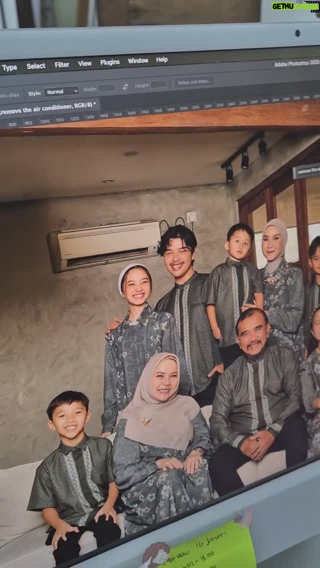 Zaskia Adya Mecca - 88.7K Likes - Aduh tolong ngakak bgt sampe nangis🤣😂 muka @alwinkamil ter-detect sebagai AC?!