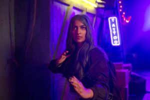 Zayn Marie Khan Instagram - Mrs Serial Killer is on Netflix ⚫💜 my teenage Green Day, Nirvana, punk rock self is probably screaming with excitement right now ☠️😎🤘🏽
Hair 🎨 by Nidhi at @aalimhakim 
HMU @nishisingh_muah
🥋  @dipikaanirudh