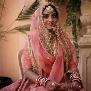 Zayn Marie Khan Instagram - Just in: unseen pictures from my big day 💍 #MadeInHeavenOnPrime S2, Aug 10 only on @primevideoin @excelmovies @tigerbabyofficial