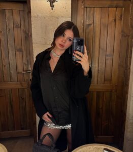 Actress Zeynep At?lgan HD Photos and Wallpapers June 2025