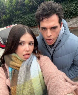Zeynep Atılgan Instagram - kardelenler dumpy 🤍