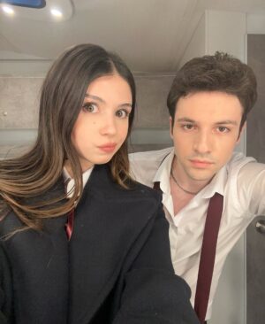Zeynep Atılgan Instagram - kardelenler dumpy 🤍