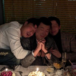 Zhu Zhu Instagram - 🥳🥂🎉生日快乐🎂🎊🎂🎁🎈