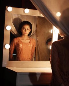 Actress Zoe Abbas Jackson HD Photos and Wallpapers November 2023