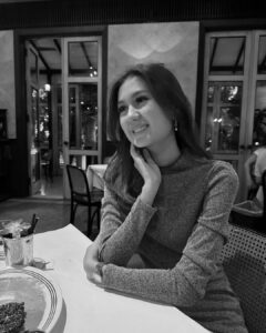 Actress Zoe Abbas Jackson HD Photos and Wallpapers February 2024