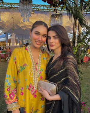 Zubab Rana Instagram - Pictures felt like posting ✨