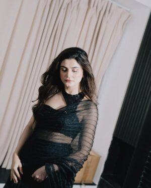 Zubab Rana Instagram - 🖤🌌 

@ihassankhan 📷
@arebyabdullaharshad 
@iamwaleednadeem