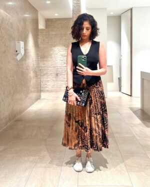 aiana jain Instagram - What I wore today !!! 
I put together pieces  I have had for a while , I am big fan of restyling and re wearing my clothes and accessories , on popular demand here are details of my outfit today….
Here you go …
Waistcoat : 3-4 year old  @hm 
Skirt : 5-6 years old @labelritukumar 
Bag : 7-8 year old Topshop
Shoes : 2-3 years old @onitsukatigerindia
.
.
.
.
.
.
.
.
.
.
.
.
.
.
#aianaj #aianajsays #aianajstyles #everydaystyle #indianfashionblogger #sustainablestyle #love #find #count #divine #shebang