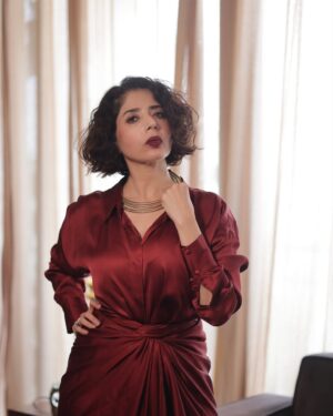 aiana jain Instagram - Let’s choose to call this almost red !!!!
Outfit : @nouria_official 
Footwear: @charleskeithofficial 
.
.
.
.
.
.
.
.
.
.
.
.
.
.
.
.
.
.
.
.
.
.
.
. #aianaj #aianajsays #aianajloves #aianajstyles #indianfashionblogger #love #find #count #divine #shebang