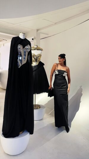 alisha pekha Instagram - @gauravguptaofficial x @visit.dubai 
Collaborated to create a limited edition Dubai inspired collection. 
🖤
And this is my take on theme - Black tie.
#gauravgupta #stylebyme #outfitgram #outfitstyling #fashionvibes