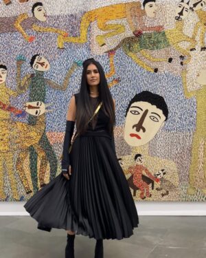 alisha pekha Instagram - DIOR presents "Mul Mathi". An artistic  collaboration between Maria Grazia Chiuri of @dior , Madhvi Parekh, Manu Parekh, Karishma Swali and The Chanakya School of Craft. 
.
Exhibition is from 1st April 2023- 22nd April 2023 at the Snowball Studio Worli. 
These series of astounding textile artwork was also presented at the SS22 haute couture in Paris. 
Truly an ode to the legacies of embroidery work and textiles and a homage to the Indian culture and craft. 
Its a momentus occasion for India to be finally acknowledged and represented on the global stage in such an ingenious and admirable manner by the house of Dior and we look forward to more creative and interesting collaboration bloom from this association…
.
#dior #diormumbai2023 #theallyedit