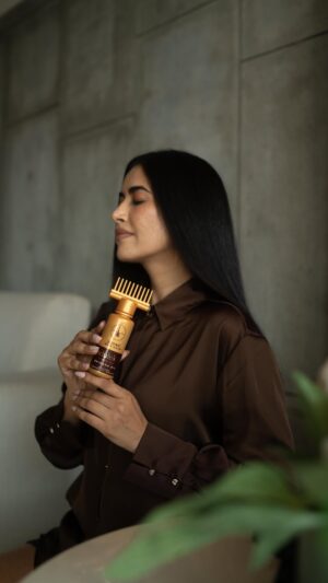 alisha pekha Instagram - I’ve learned that prevention is the best care when it comes to hair health. That’s why I swear by the Indulekha Bringha Oil. It’s my go-to for keeping my scalp nourished and my hair strong from the roots. Its 100% Ayurvedic and has herbs like Bhringraj and Amla. It’s the perfect way to tackle hair fall before it becomes a problem.

Healthy hair doesn’t happen by chance, it happens by choice! 💚

@indulekha_care 

#AD 

#NaturallyRevived #RootsToRevival #IndulekhaGrowthStory #MoreThanAnOil #GrowWithIndulekha #ReviveWithIndulekha